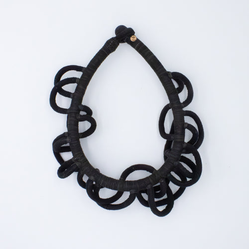 Collar Artesanal de Algodón Teñido con Índigo – Teotitlán del Valle